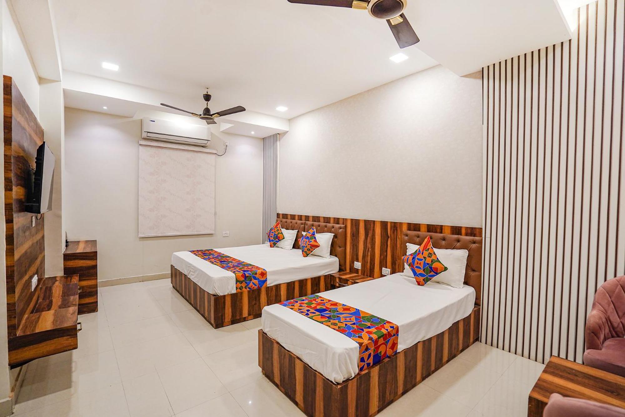 Fabhotel Ts Inn Faithfulganj Kültér fotó